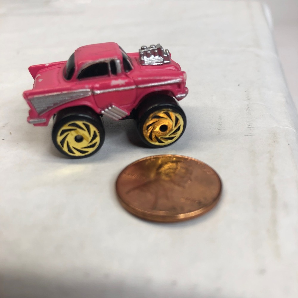 Road Champs 1987 S1‎ Hot Pink 1957 Chevy Bel Air Mini Monster Wheels